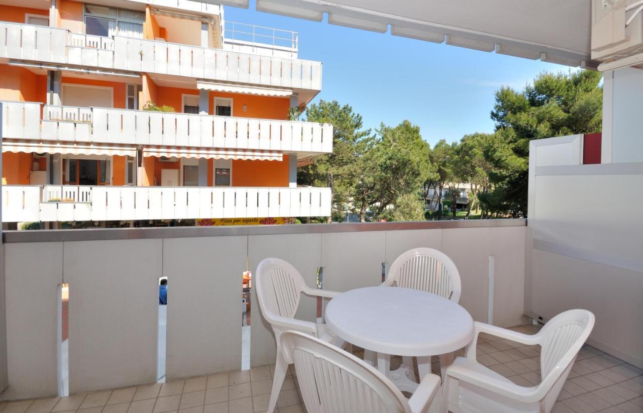 Residence Cavallino Бибионе Экстерьер фото